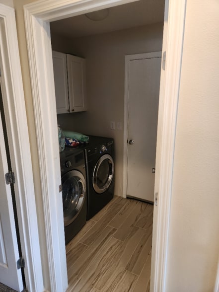 Building Photo - 75-6143-6143 Hoomama St