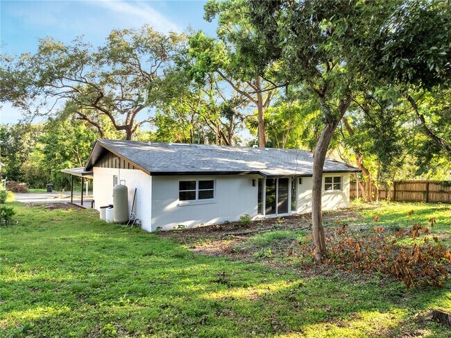 Building Photo - 7043 Carlene Dr