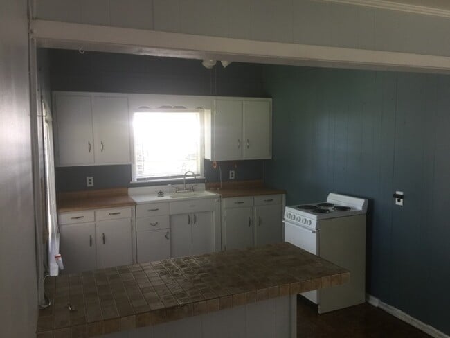 Building Photo - 8427 Stemley Bridge Rd