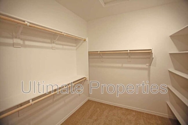 Building Photo - 13589 W Shifting Sands Dr