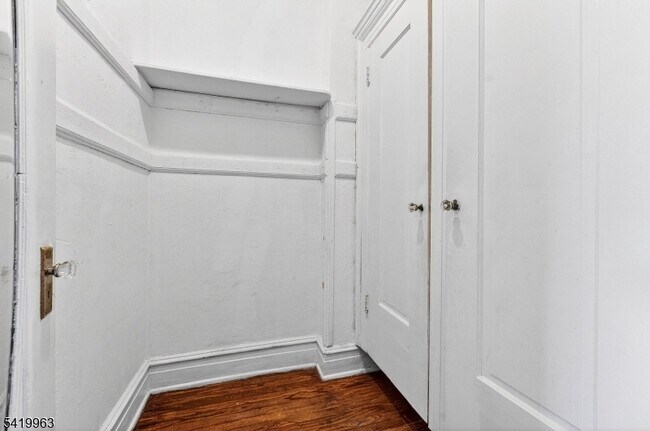 Building Photo - 150 Belvidere Ave