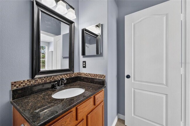 Building Photo - 3186 Bayshore Oaks Dr