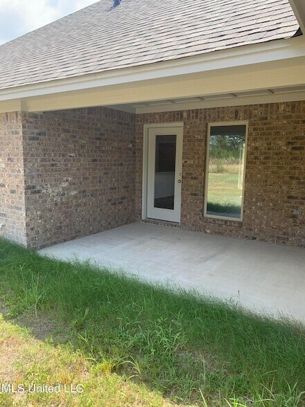 Building Photo - 624 Westfield Dr