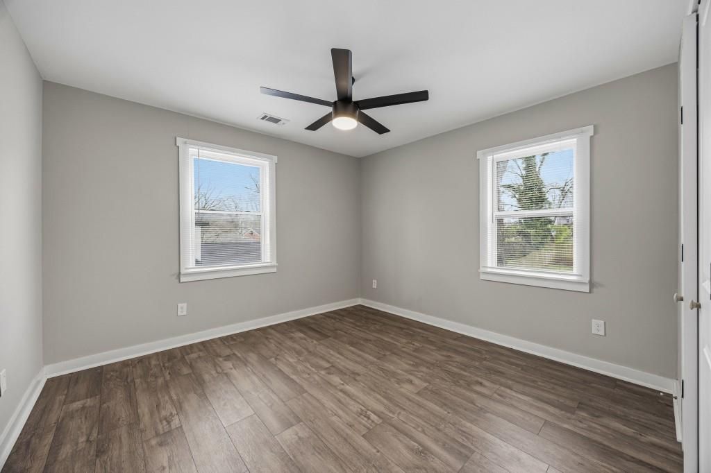 Building Photo - 2455 Lynn Iris Dr