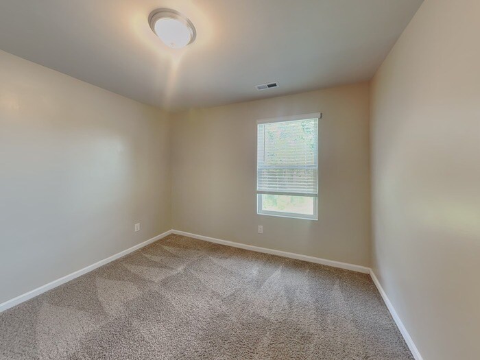 Building Photo - 779 Pointe Andrews Drive