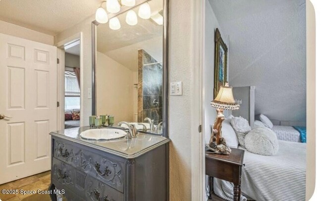 Building Photo - 1467 Guava Ave