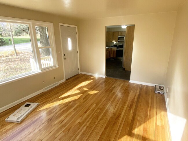 Building Photo - 4-Bedroom, 1 Bath Home on Wooded Lot near Aspirus Hospital