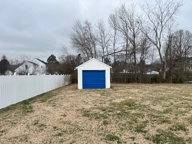 Building Photo - 100 Hillside Ave