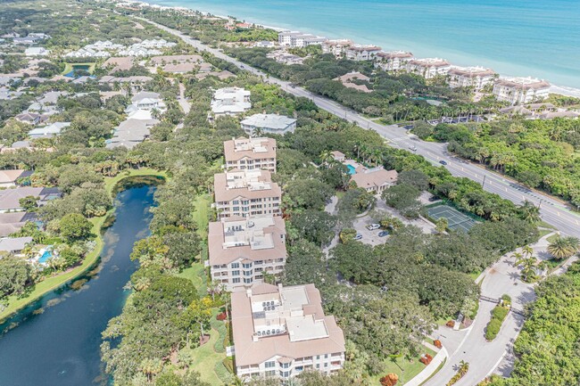 Building Photo - Beautiful Condo