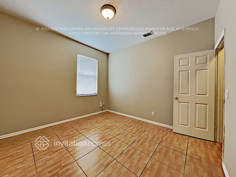 Building Photo - 13326 Rosemeade Cove