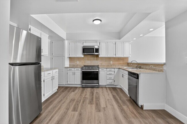 Building Photo - 22847 Ironwedge Dr