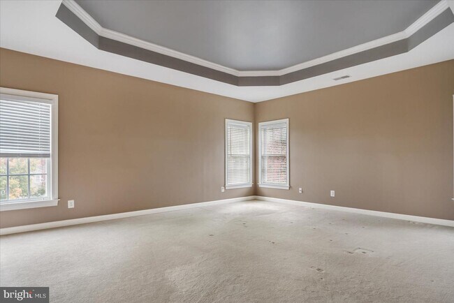 Building Photo - 1710 Stone Ivy Pl