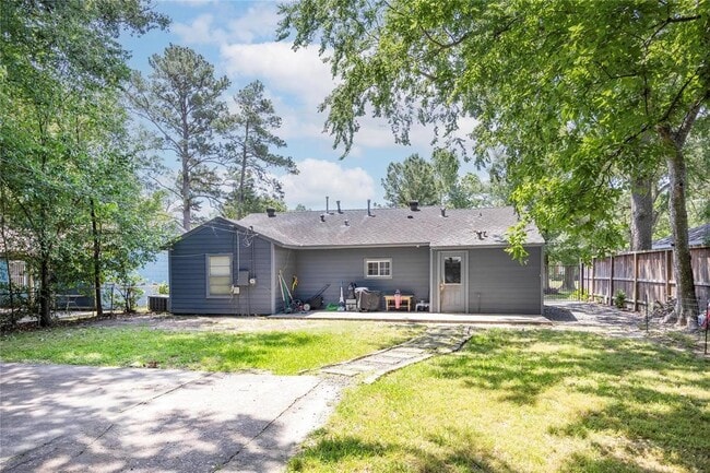 Building Photo - 7202 Housman