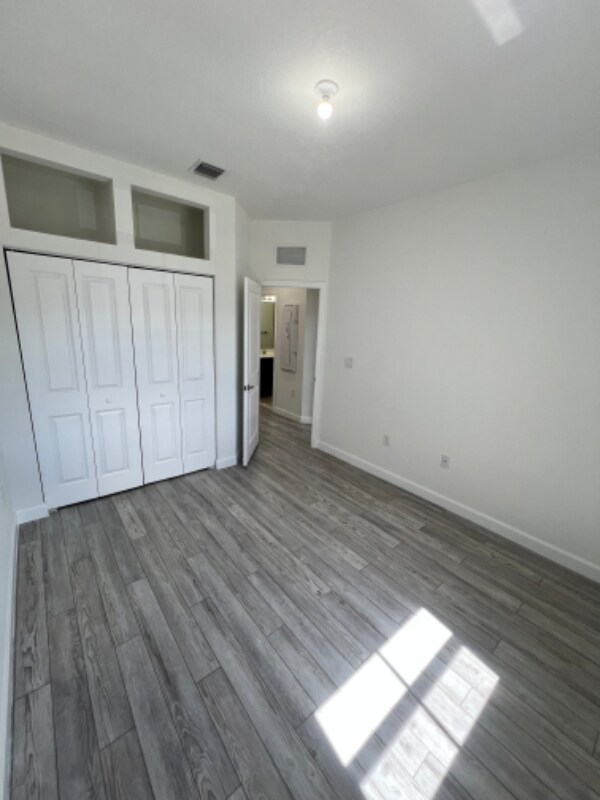 Building Photo - 25120 SW 114th Ave