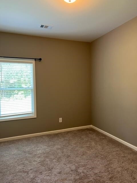 Building Photo - 261 Fenwick Farms Dr