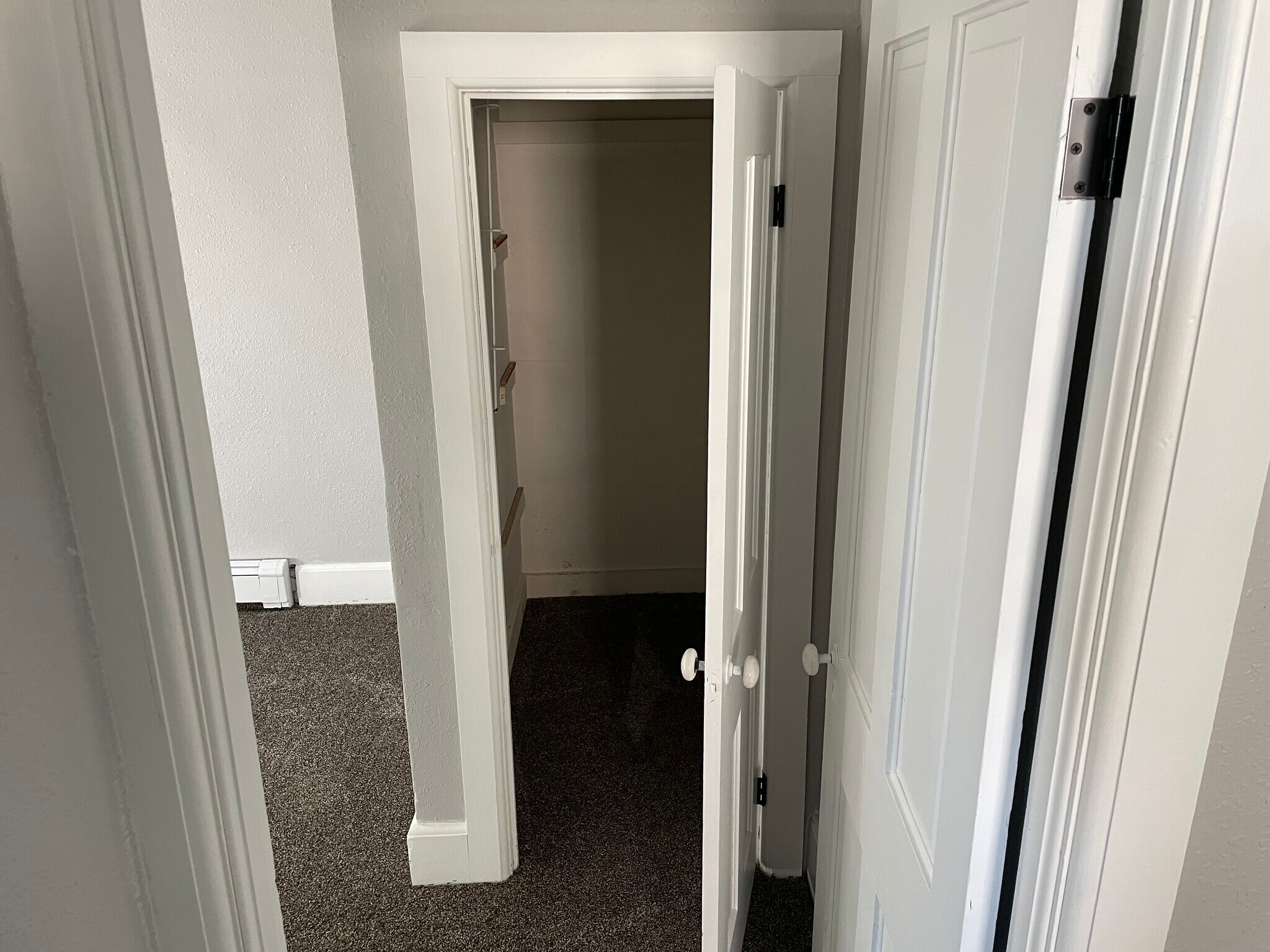 Building Photo - 1638 Saemann Ave