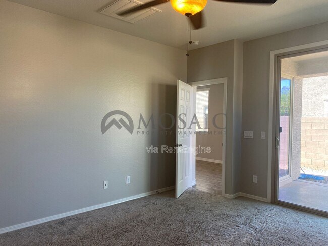 Building Photo - 11158 East Sebring Avenue