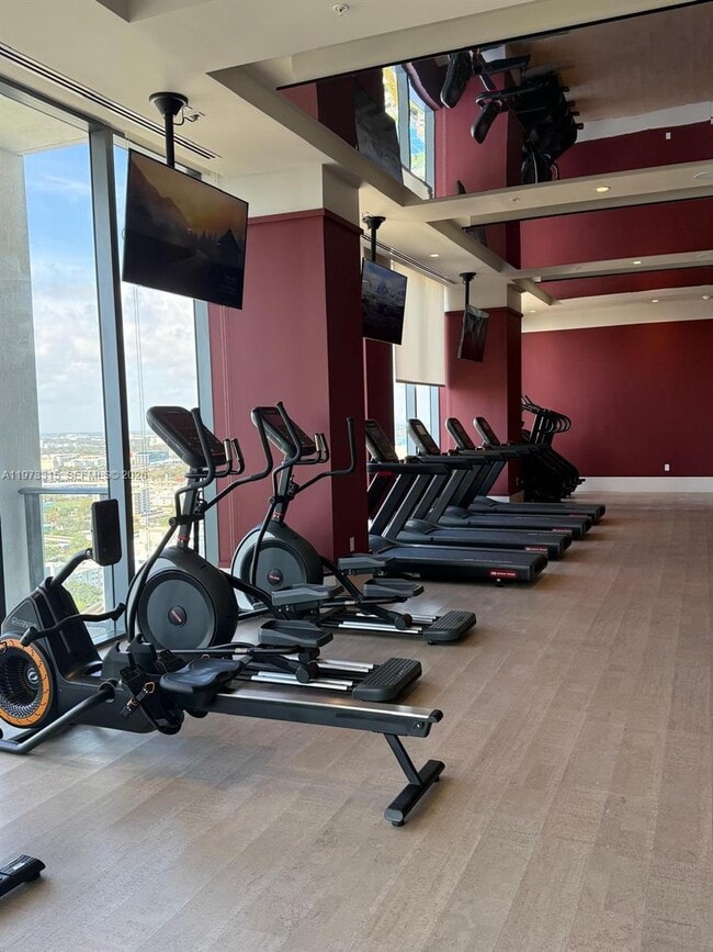 Building Photo - 11 NE 6th St