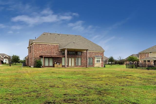 Building Photo - 7304 Meadow Glen Dr