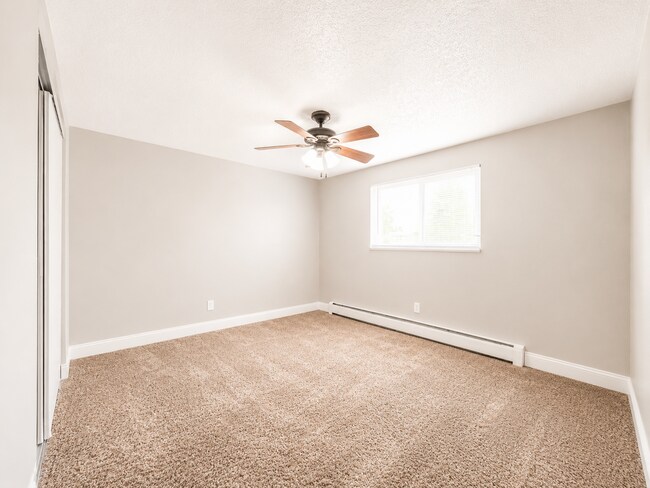 Building Photo - 7145 Alegre Cir