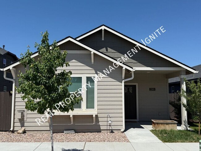 Primary Photo - 2569 NW Spruce Pl