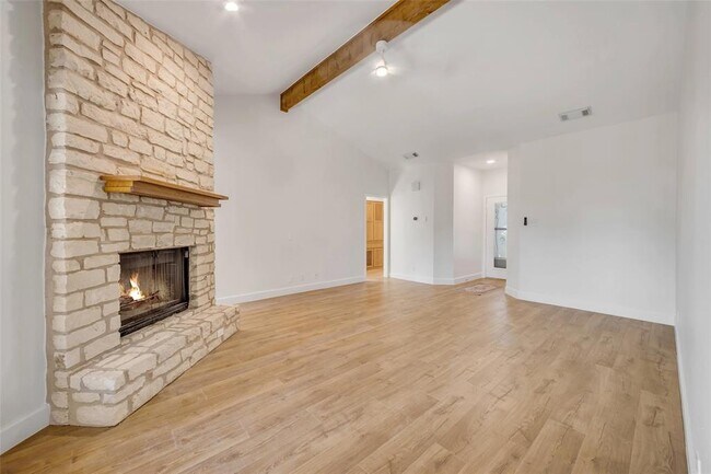 Building Photo - 3602 Hillrock Dr