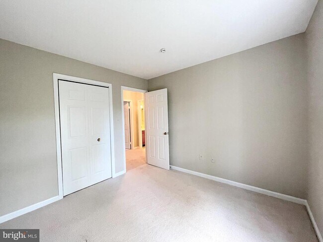 Building Photo - 11812 Great Owl Cir