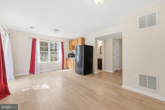 Building Photo - 14257 Hunters Run Way