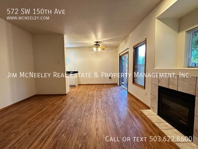Building Photo - 572 SW 150th Ave