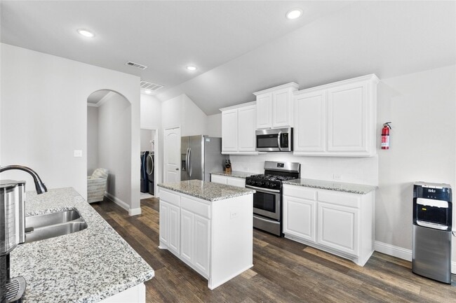 Building Photo - 1796 Amalfi Dr