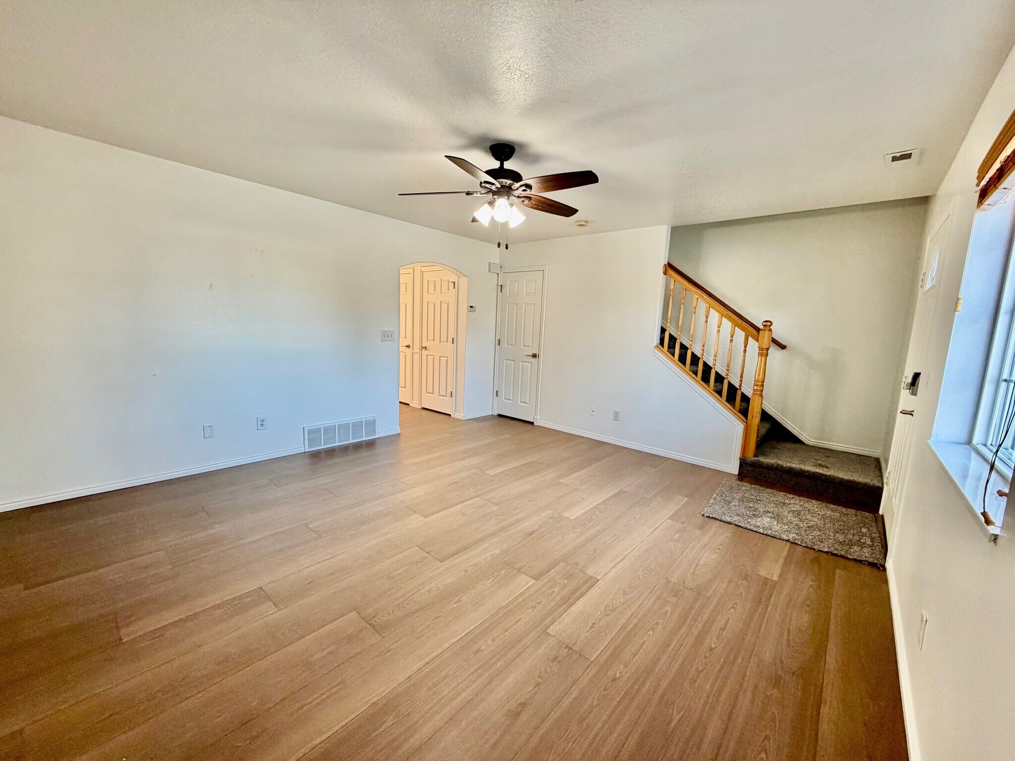 Building Photo - 88 Hampton Pl