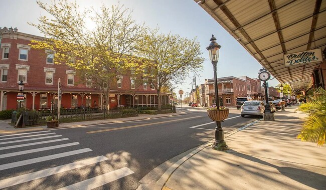 Building Photo - 207 Barbary Coast Dr