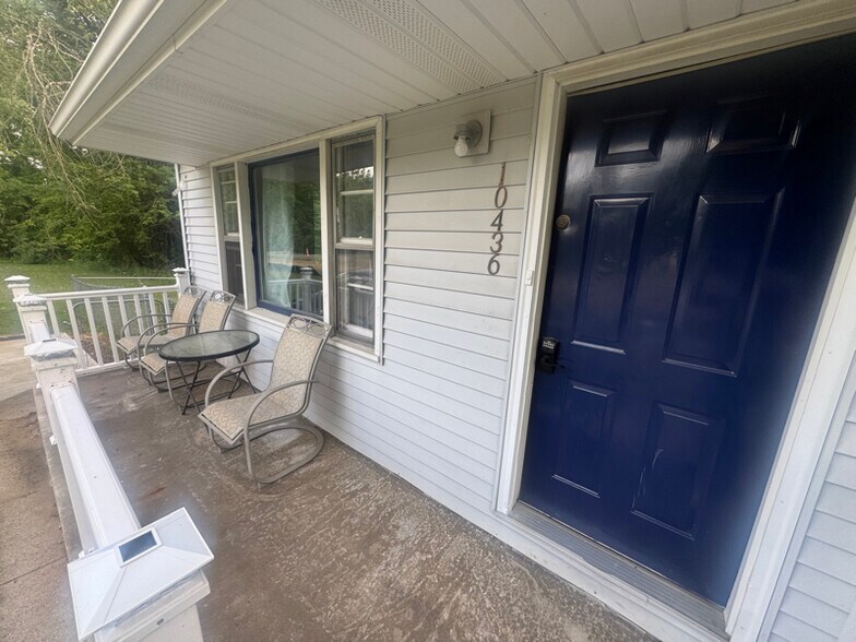 Building Photo - 10436 Gast Rd