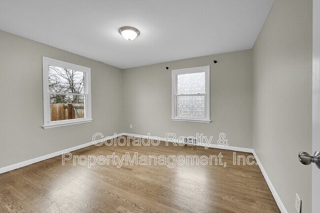 Building Photo - 2761 S Hazel Ct