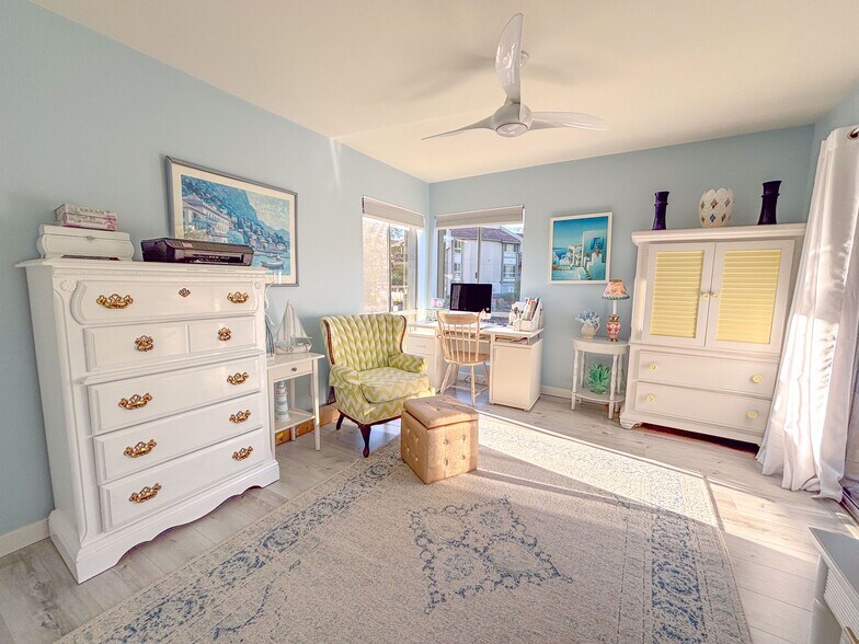 Building Photo - 291 Sequoia Ct