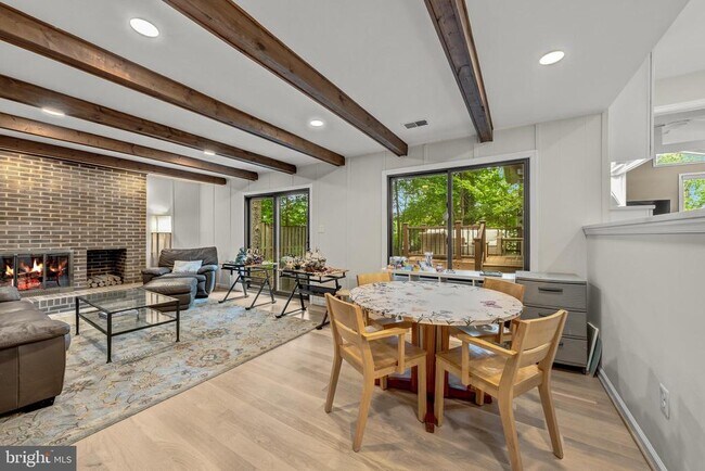 Building Photo - 6706 Pine Creek Ct