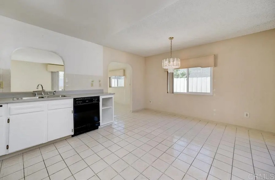 Building Photo - 6435 Bullock Dr