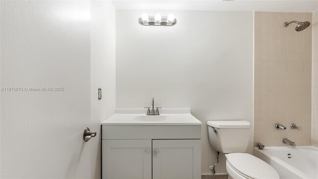 Building Photo - 5801 Riverside Dr