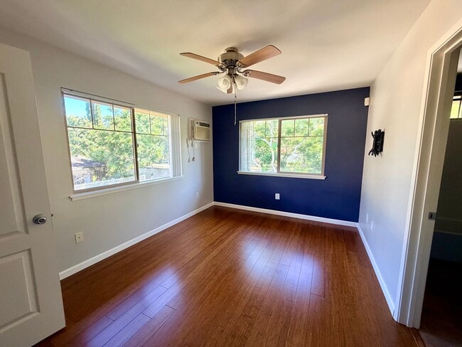 Building Photo - Spacious 3-Bedroom Townhome in Nohona at Mililani Mauka Available Now!