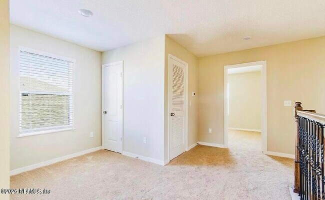 Building Photo - 87 Fellbrook Dr