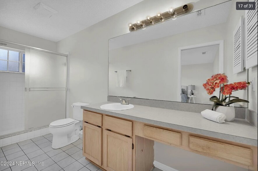 Building Photo - 13573 Lobo Ct