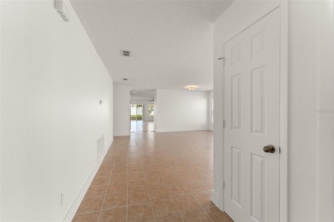 Building Photo - 13050 Prairie Meadows Dr