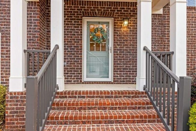 Building Photo - Spacious 4BR House in Ooltewah
