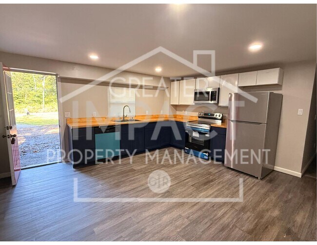 Primary Photo - 2506 Legion Dr