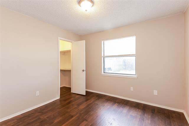 Building Photo - 6621 High Lawn Terrace