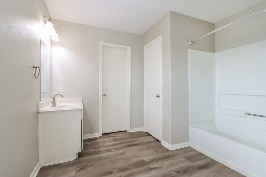 Building Photo - 29415 Legends Hill Dr