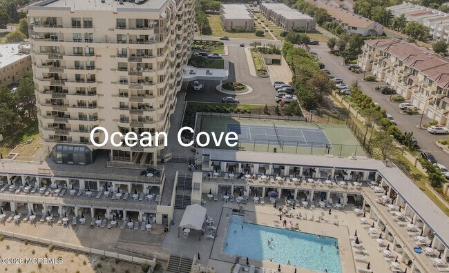 Building Photo - 717 Ocean Ave N
