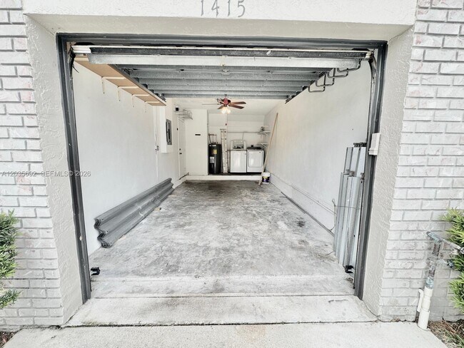 Building Photo - 1415 SW 110th Way