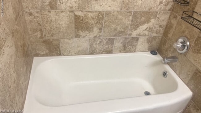 Building Photo - 3200 S Hills Ave