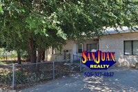 Building Photo - 205 El Paso Dr